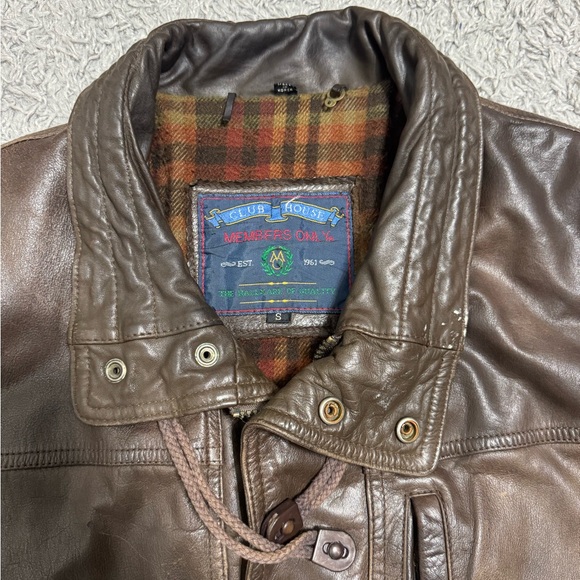Vintage Members Only Leather Jacket. - Picture 7 of 16